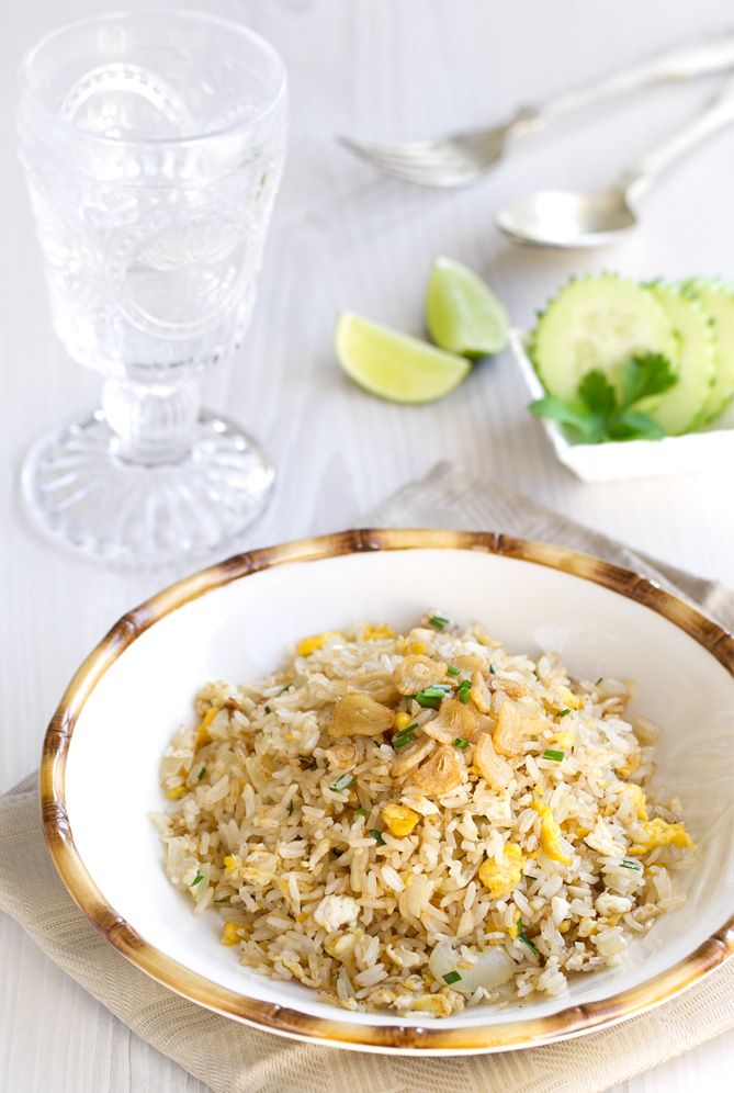 arroz frito, Arroz frito con ajo, arroz frito thai, comida tailandesa