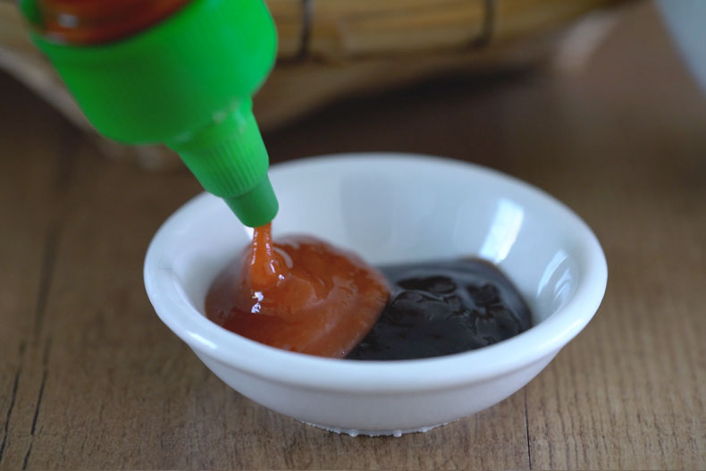 Salsa sriracha, salsa hoisin, sopa pho,pho, sopa, sopa vietnamita, sopa de noodles, sopa de noodles vietnamita, pho bo, sopa pho de ternera, noodles,