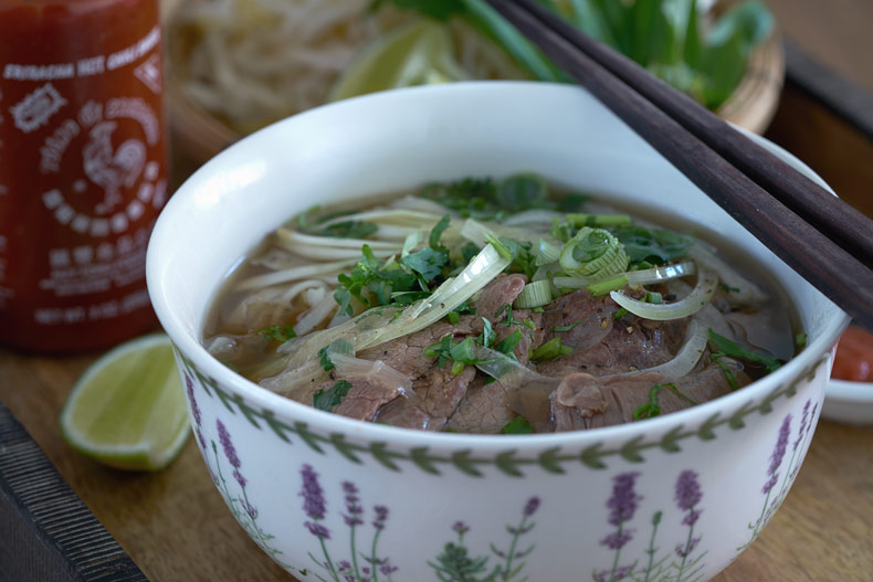 sopa pho,pho, sopa, sopa vietnamita, sopa de noodles, sopa de noodles vietnamita, pho bo, sopa pho de ternera, noodles,