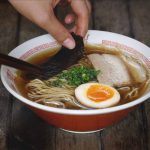 sopa ramen en 30 minutos, receta rápida de ramen, cómo hacer ramen casero rápido, ramen fácil de hacer, receta de ramen en casa, sopa ramen casera en poco tiempo, ramen en 30 minutos
