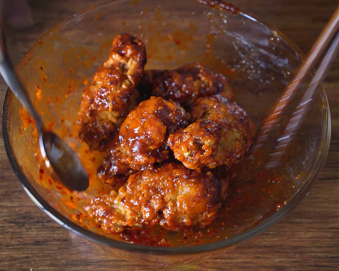 pollo frito coreano, pollo frito, pollo coreano, salsa coreana, salsa picante coreana